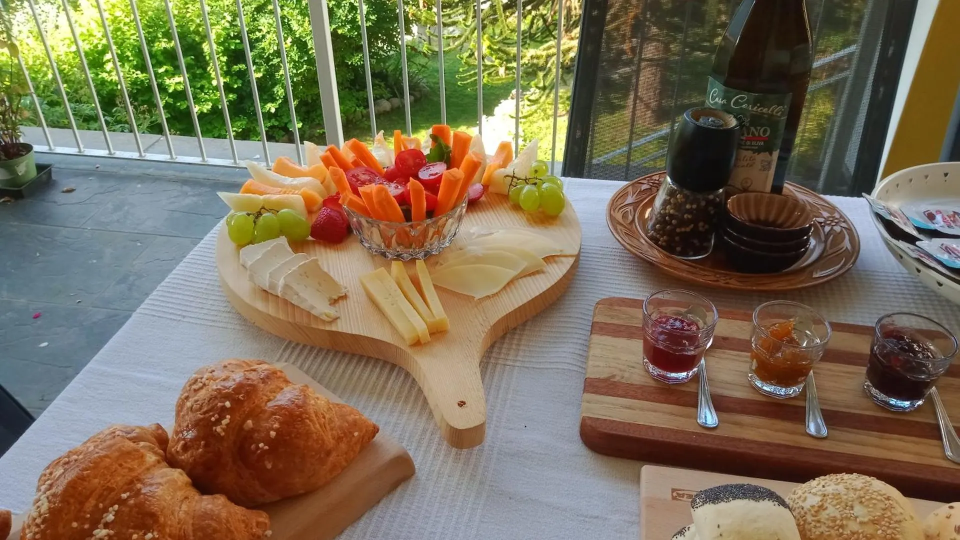 Il Giardino Di Cres Bed & Breakfast Esino Lario 0*,  Italy