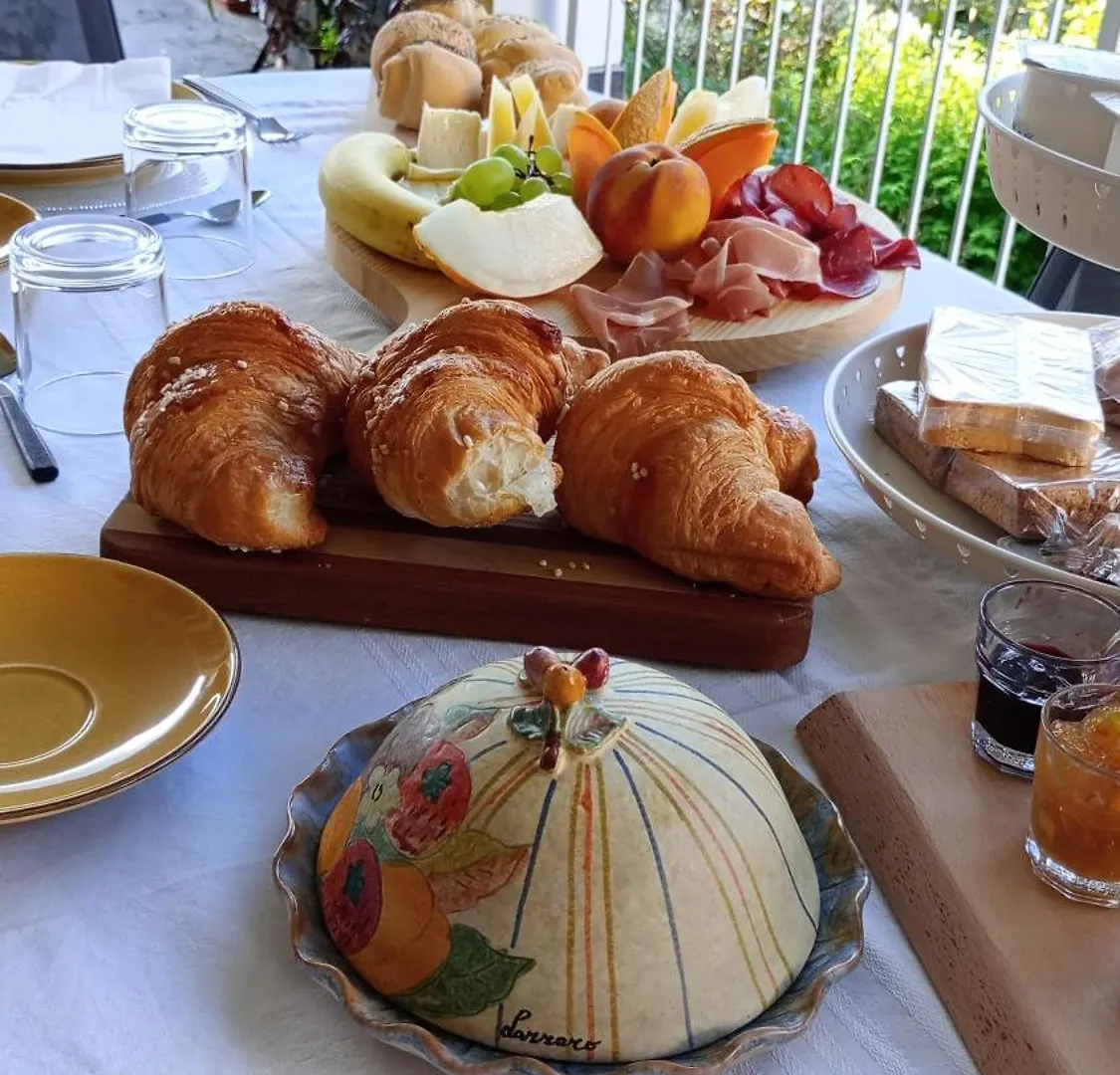 Il Giardino Di Cres Bed & Breakfast Esino Lario